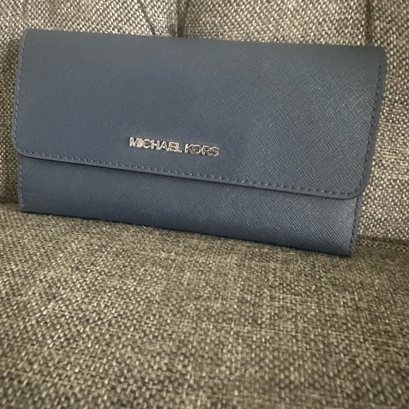 Handbags - Michael Kors wallet